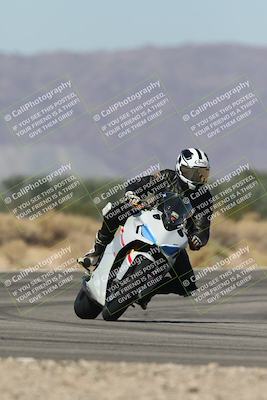 media/Oct-13-2025-Moto Forza (Mon) [[a66d839500]]/4-C Group/Session 3 (Turn 16)/